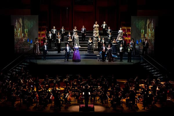 Photo of "2021 Verdi La traviata""